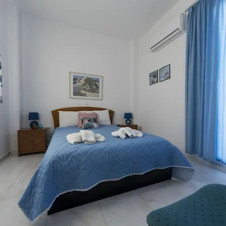 Jiannis House فيلة فاليراكي