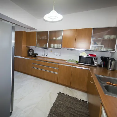 Jiannis House فيلة *